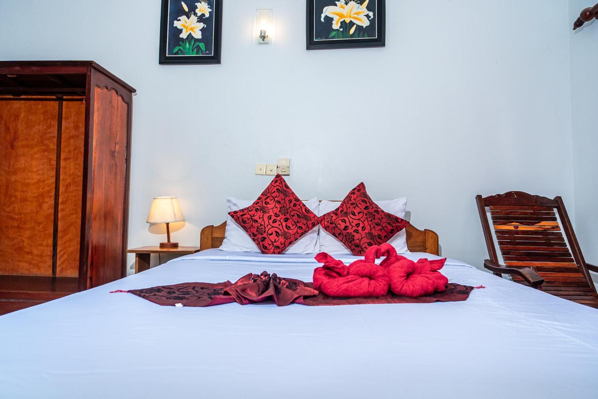Golden Papaya Guesthouse Siem Reap Exterior photo
