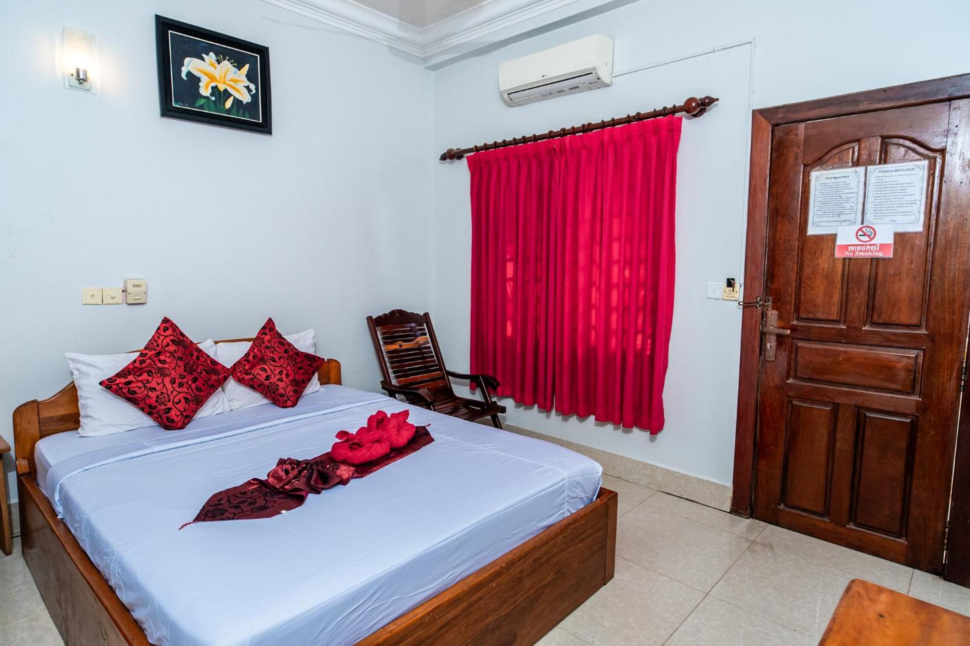 Golden Papaya Guesthouse Siem Reap Exterior photo