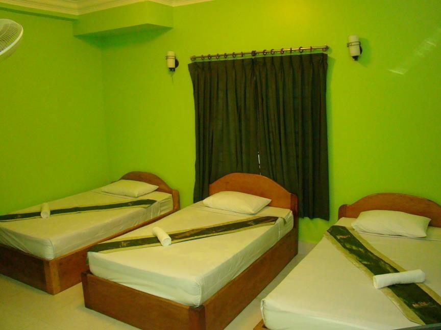 Golden Papaya Guesthouse Siem Reap Exterior photo